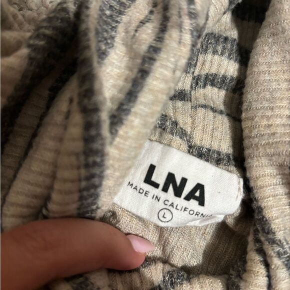 LNA Revolve Aliza Turtleneck Top Ribbed Knit Zebra Animal Print Top- Size Large - Picture 8 of 8